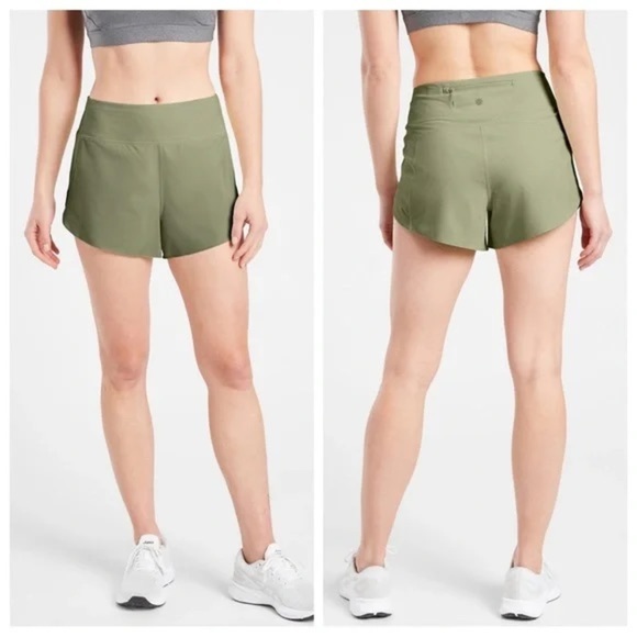 Athleta Pants - Athleta Run With It 4.5” Short in Green